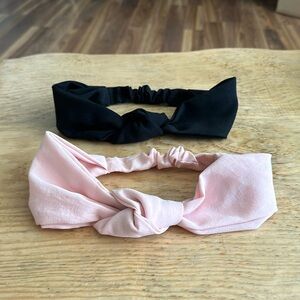 Two lululemon head bands.